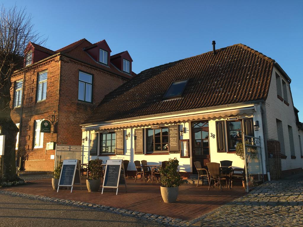 Gasthaus Hafenblick Toenning Ngoại thất bức ảnh